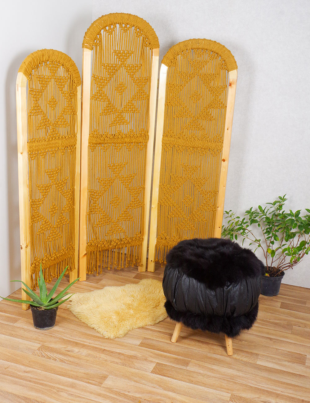 White-Macrame-Wooden-Screen-Room-DividerMacrame-Wooden-Screen-Room-Divider