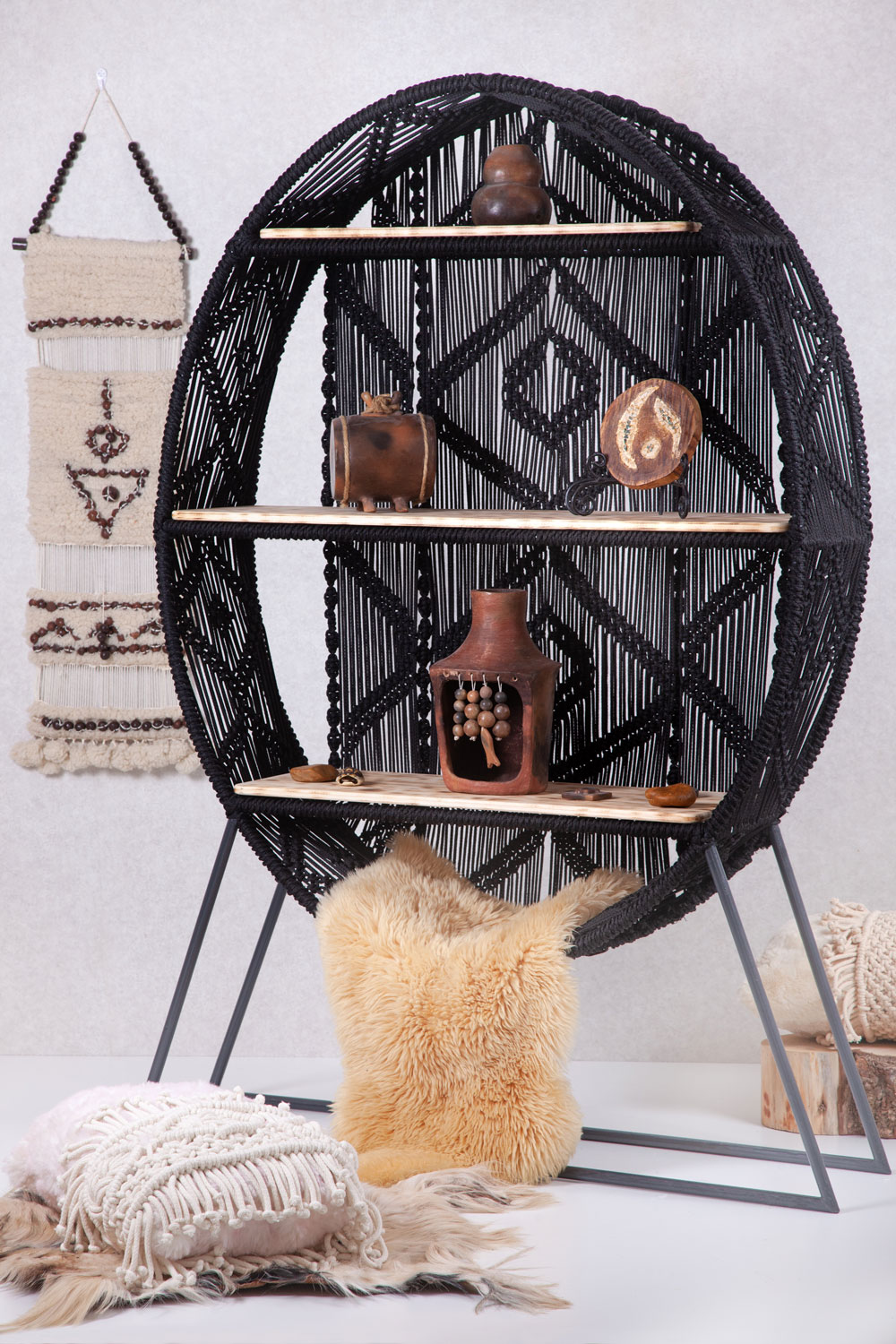 Decorative-Hanging-Macrame-Shelf