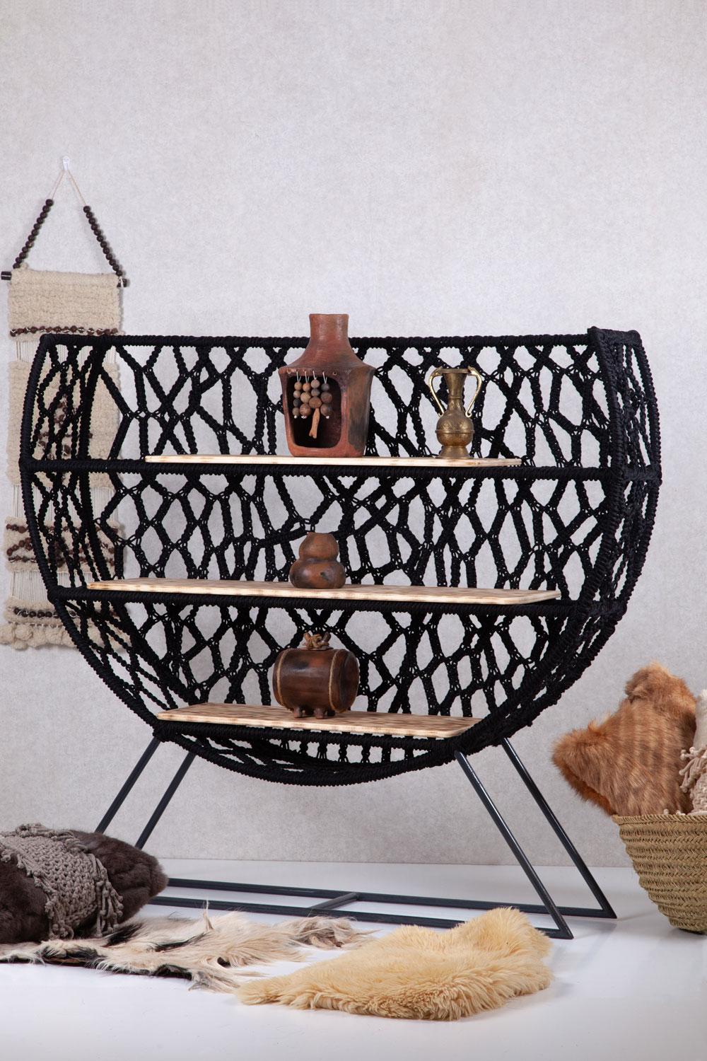 Decorative-Hanging-Macrame-Shelf