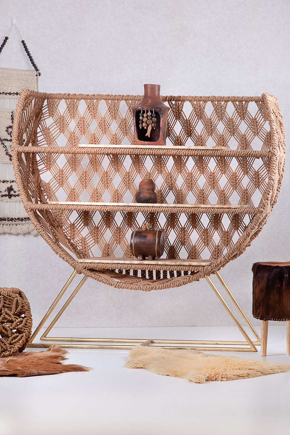 Decorative-Hanging-Macrame-Shelf