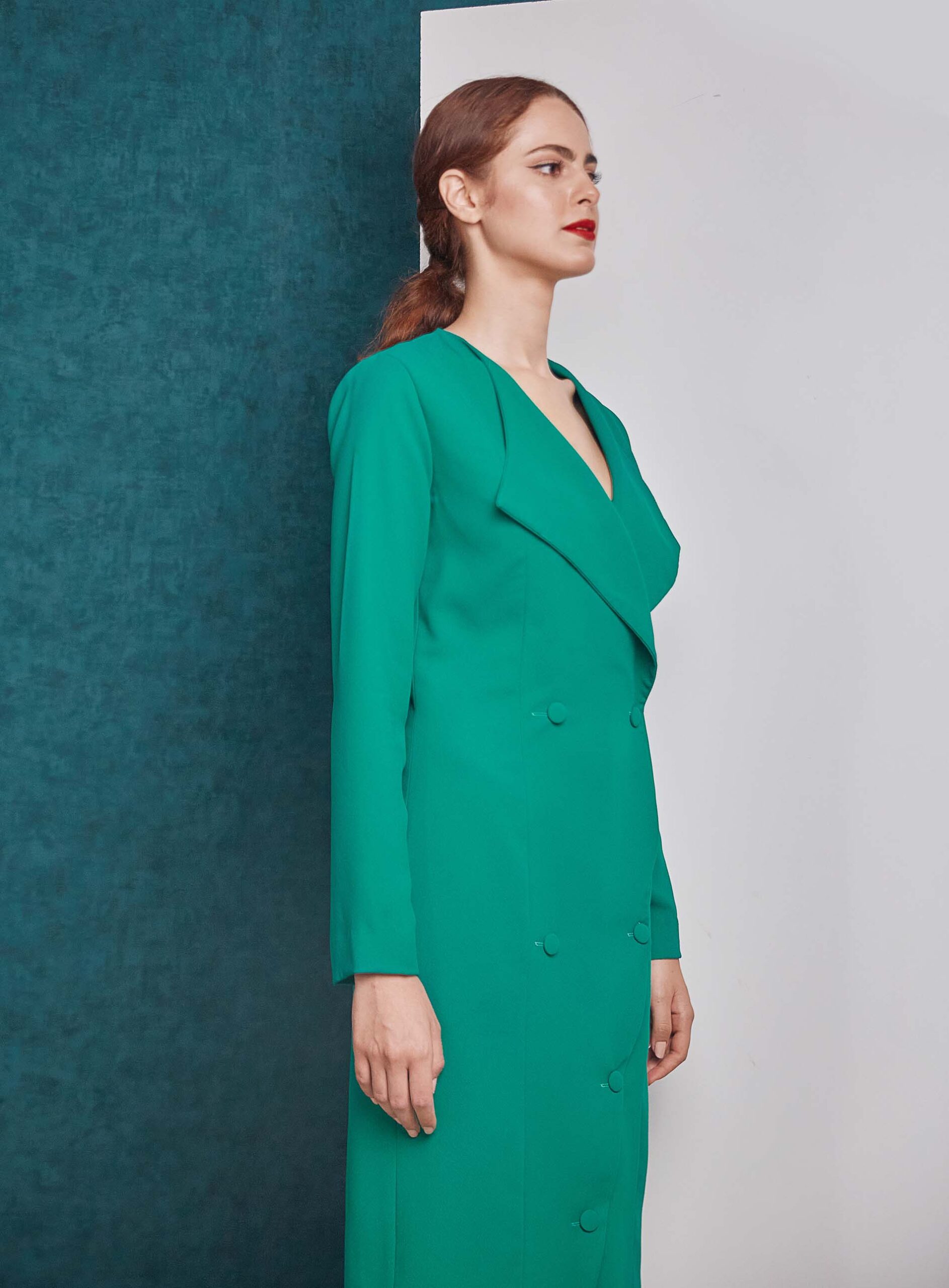 Green oversized lapels dress