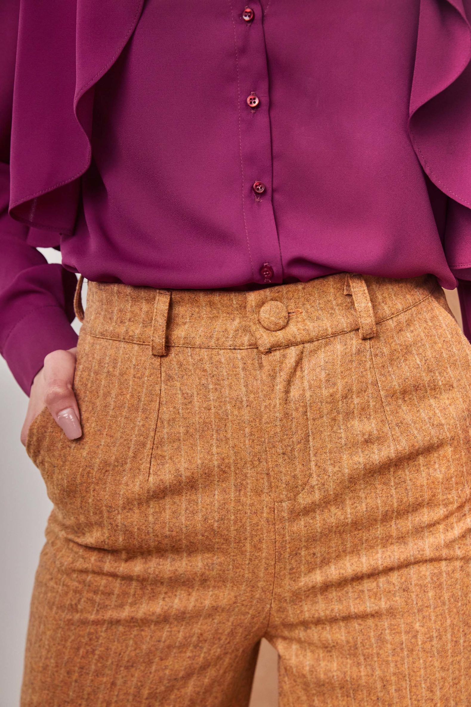 High Rise Wool Caramel Pants