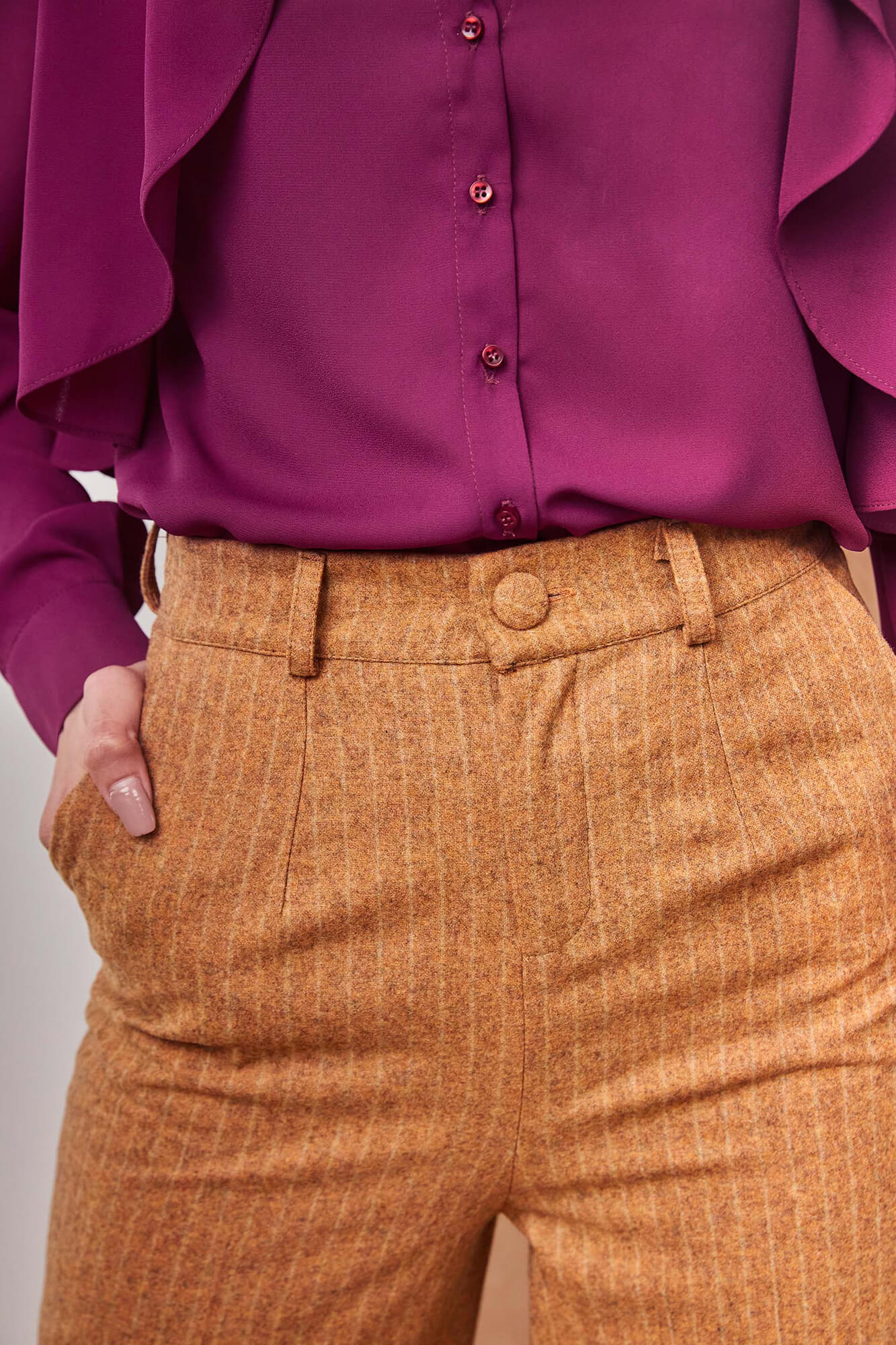 High Rise Wool Caramel Pants