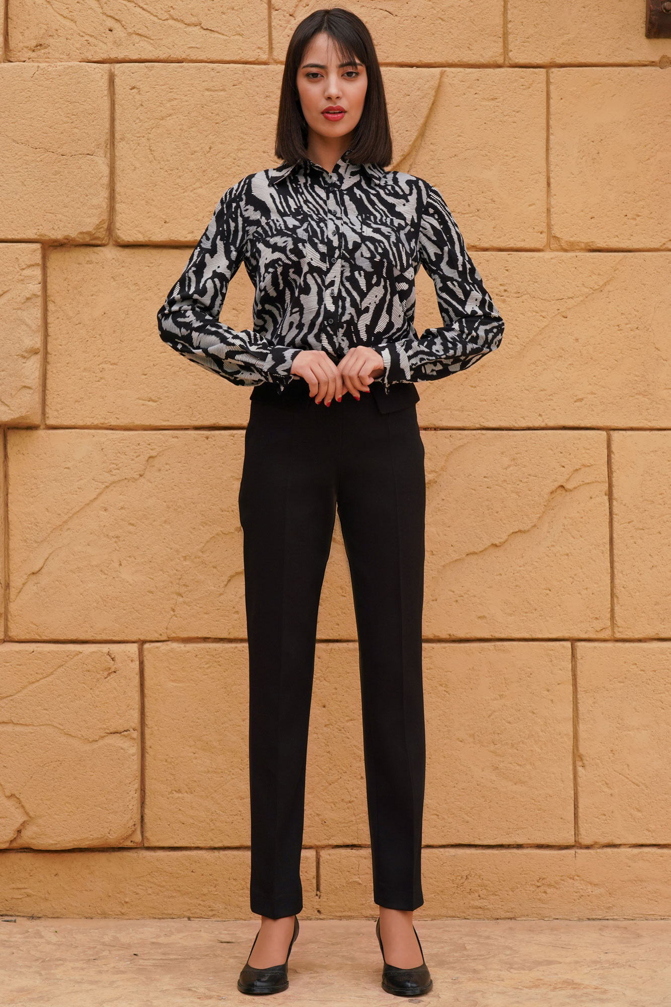 Stitched Pleat High-Rise Black Pants With Flap Pockets