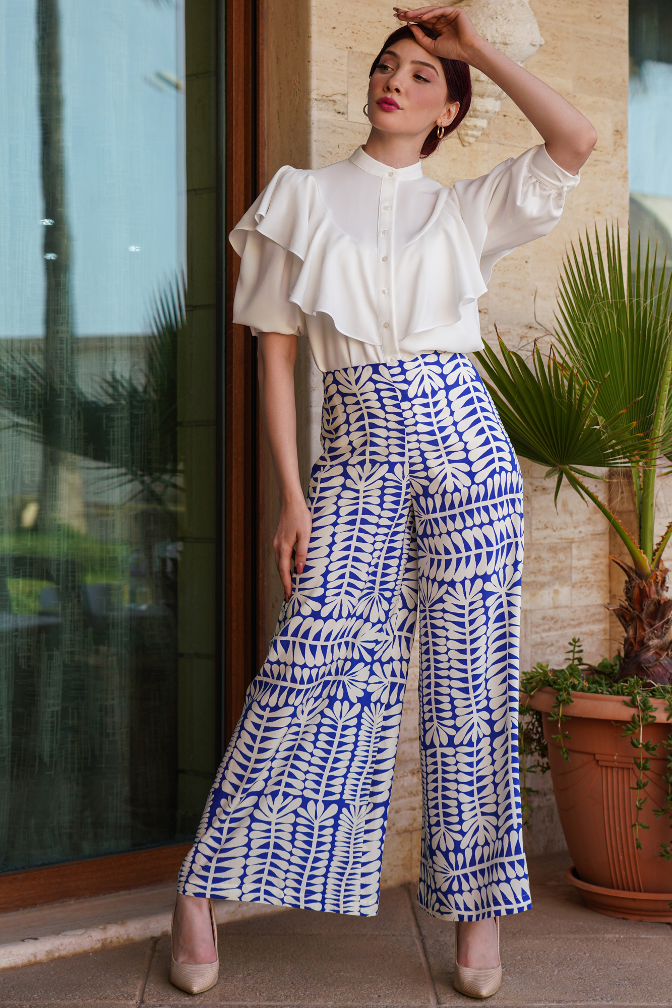 Super Wide Leg Printed Blue-white Pants